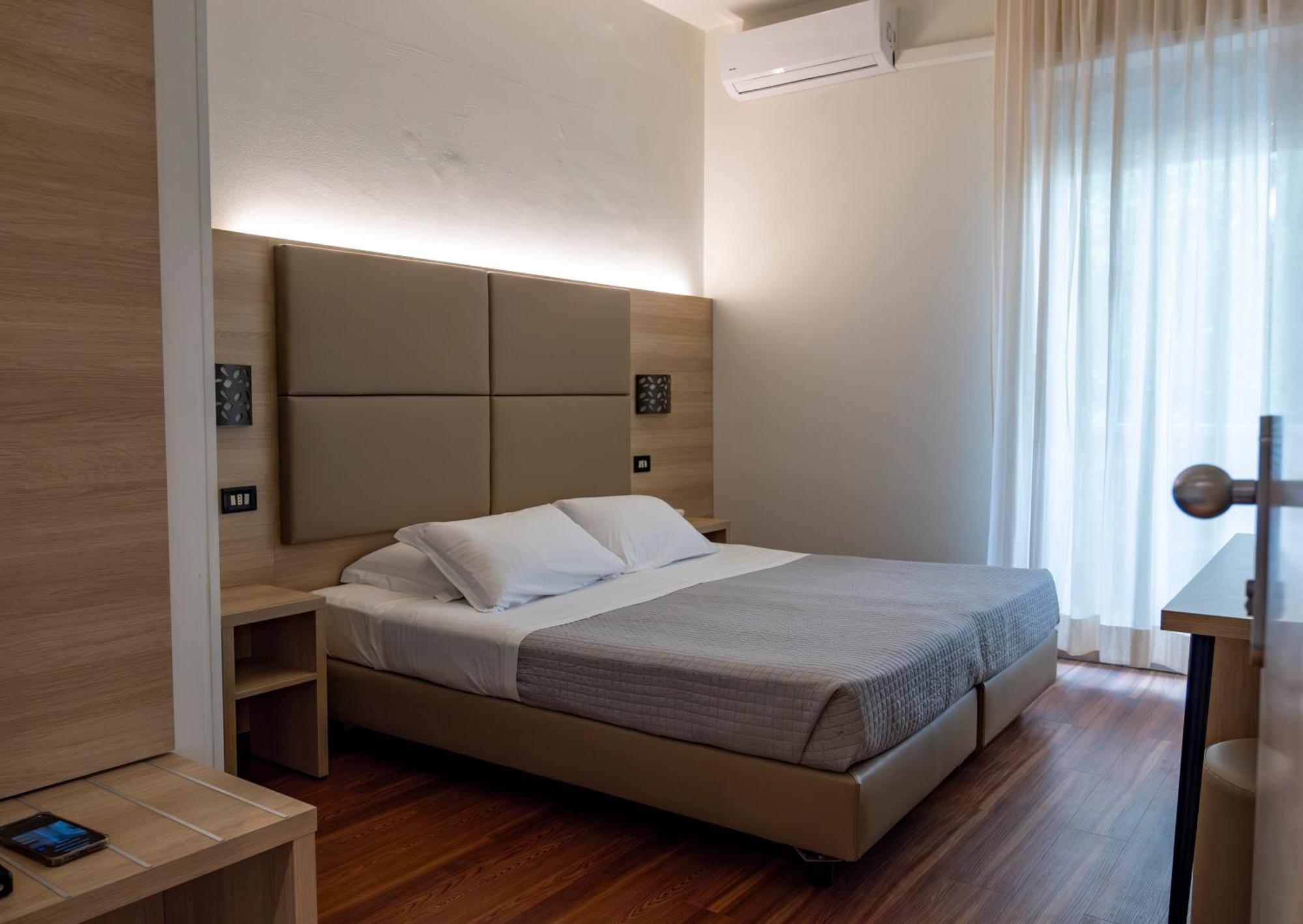 St Gregory Park Hotel 4*