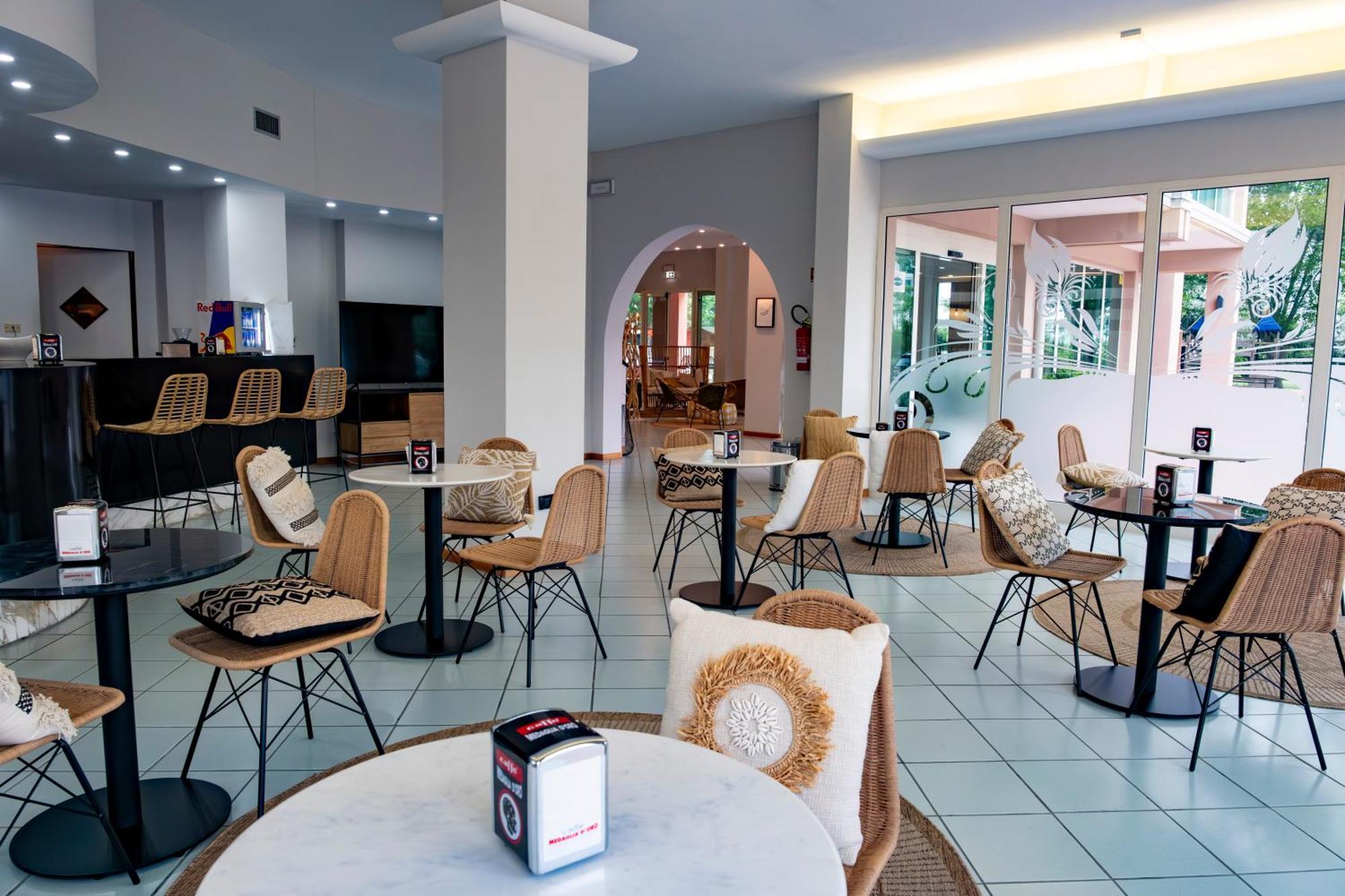 Hotel St Gregory Park 4*